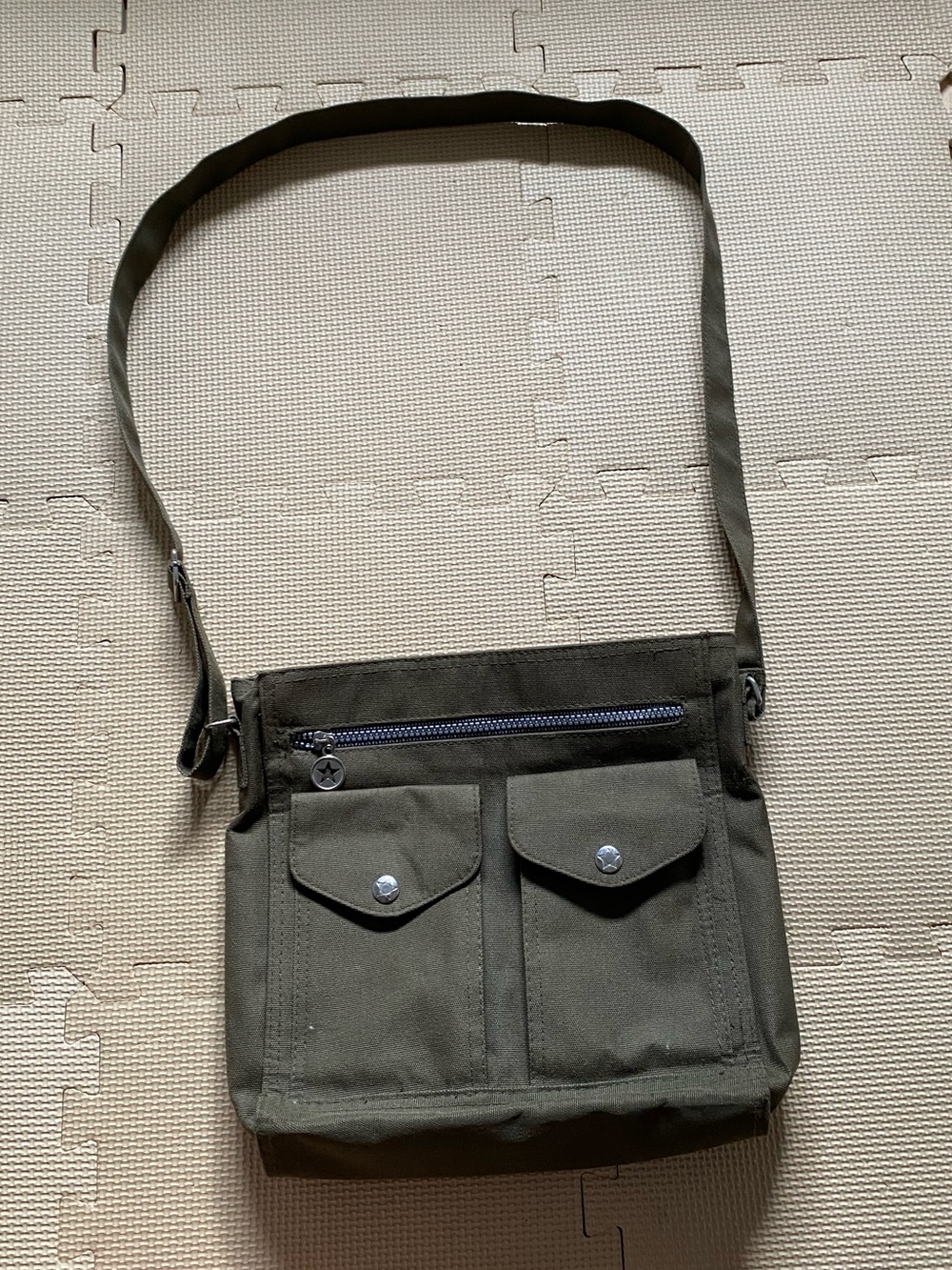 Urban Vibe Olive Green Canvas Crossbody Bag Utility Travel Shoulder Purse